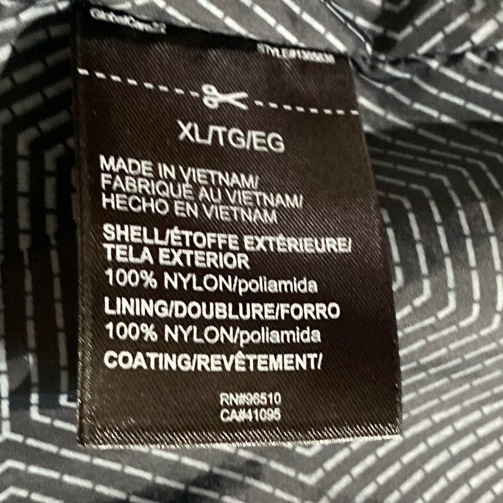 Under Armour Men’s Tan Puffer Vest with Black Trim - Picture 6 of 8